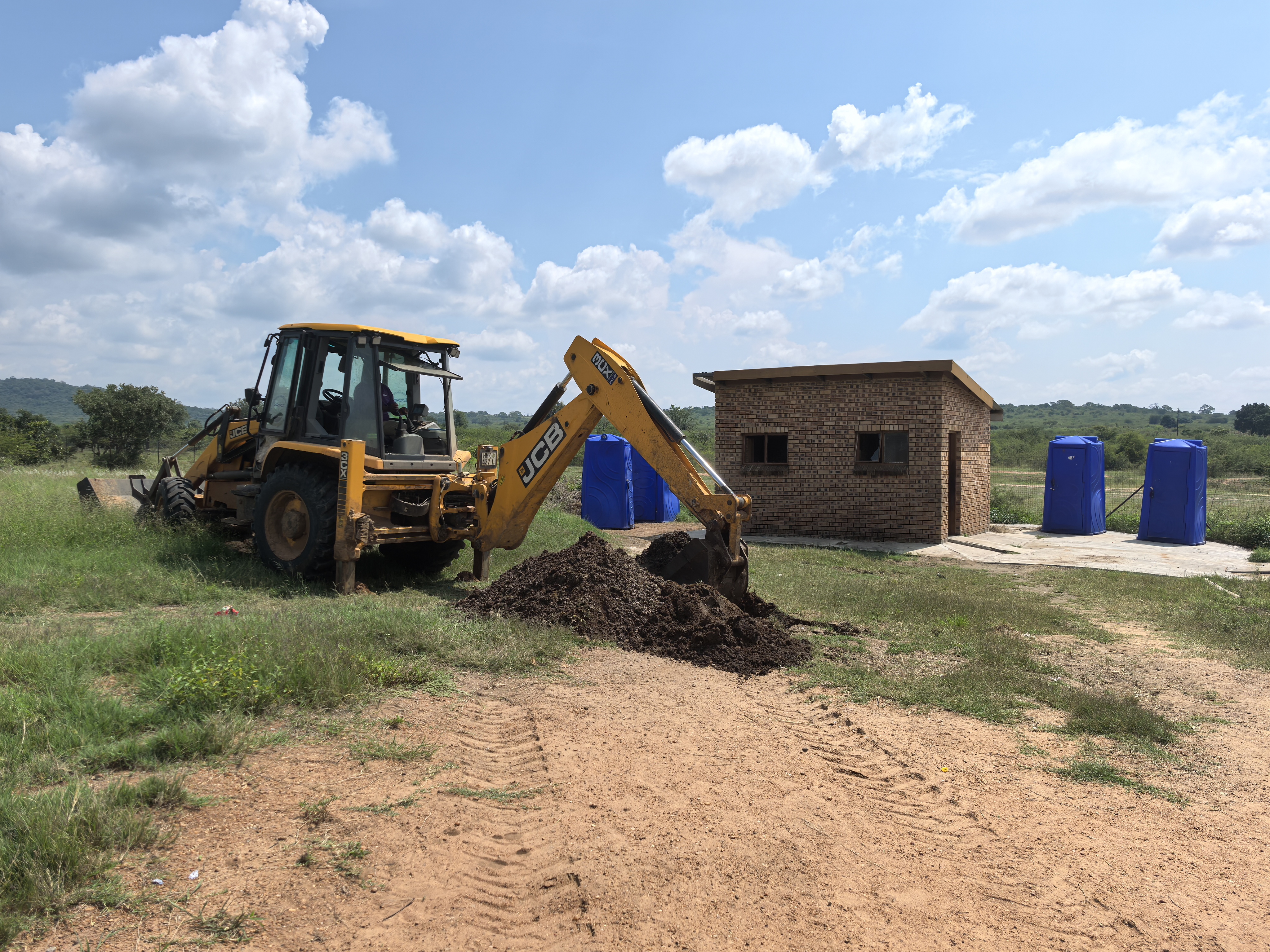 Borehole drilling and development service